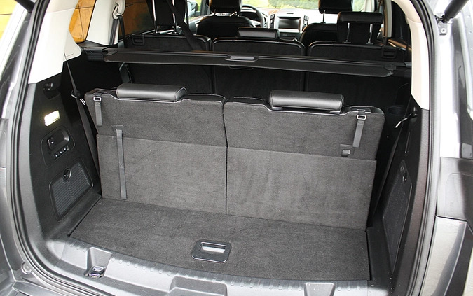 Ford S-Max cena 59900 przebieg: 31200, rok produkcji 2015 z Radom małe 742